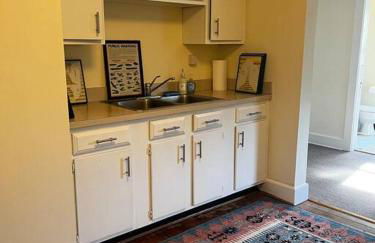 4 Bedroom DC's Best Location with Parking, Walk to Clarendon Metro, Shopping and Nightlife! - Foto 21