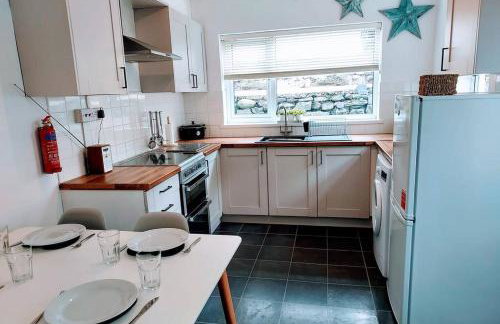 Former Quarryman’s 3-bed house 5 min to Zip World - Photo 10