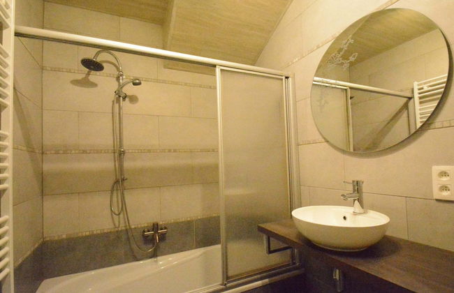 Spacious Chalet in Vielsalm With Garden - Photo 7