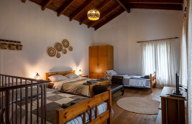 Walnut Tree Villa Ano Archanes-10km From Heraklion - Foto 2