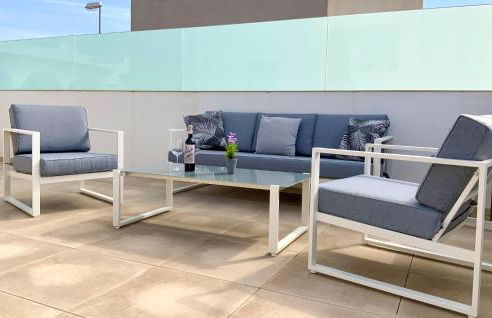 Lovely Home In Alicante - Photo 11