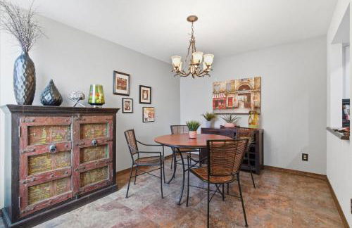 Windchime - Multiple Patios - Mins to Old Town - Foto 14