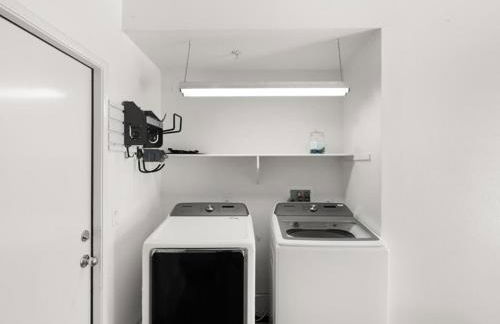 Irvine Inn Love - Lovely Furnished 3-bed Home in Woodbury - Foto 21