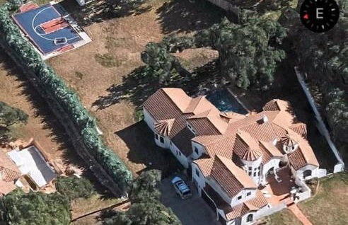 Stunning Spanish-Style Retreat with Pool Sleeps 28 - Foto 23