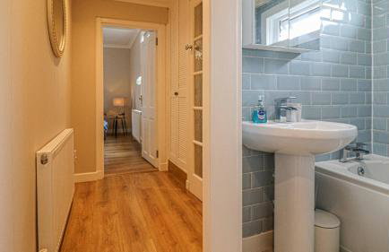 Modern And Cozy Apex Apartment - Foto 26