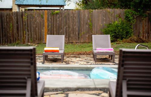 Manchaca 4 bedroom sleeps 10 Pool and Hot tub - Photo 56