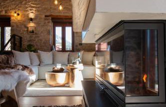 Chalet 1932 Boutique Mountain Chalet με Ιδιωτικό Hot Tub & Τζάκι - Photo 13