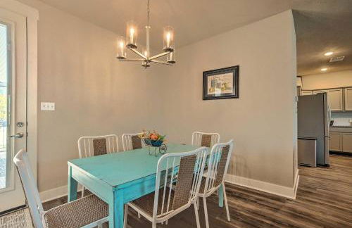 College Station Townhome with Furnished Patio! - Foto 7
