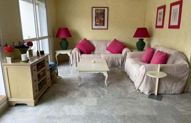 Beautiful 4 Bedroom Duplex Apartment - Foto 22
