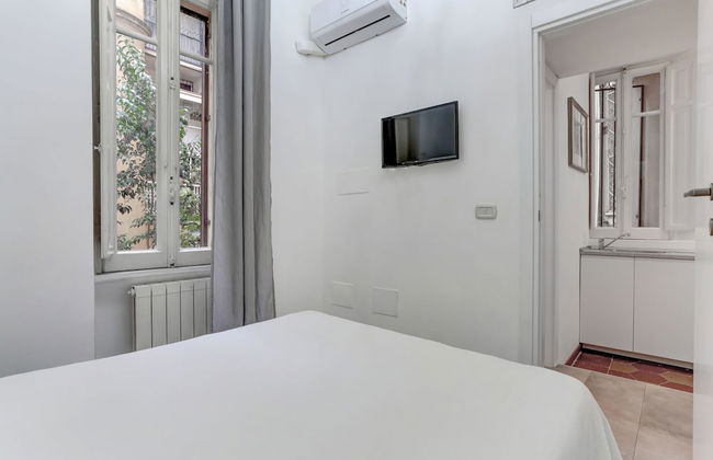 Charming Colosseum - Photo 4