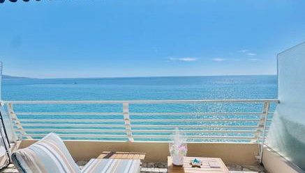 Casa Sud Menton Front de mer exceptionnel, terrasse, parking & climatisation inclus - Photo 2