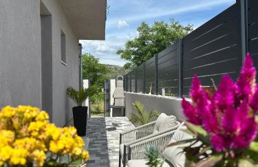 C Residence - Photo 6