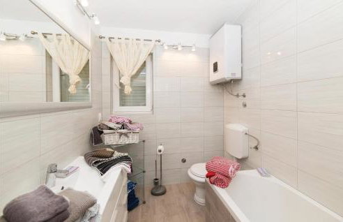 Three-Bedroom Holiday Home In Labin - Foto 35