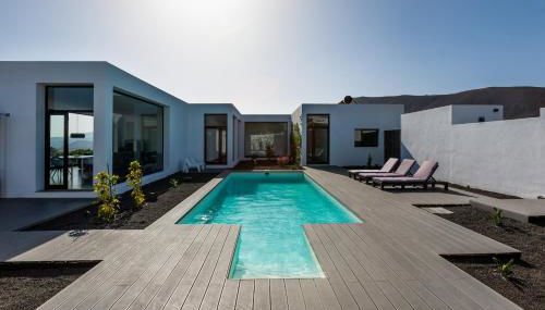 ICONIC VILLA LANZAROTE - Photo 1