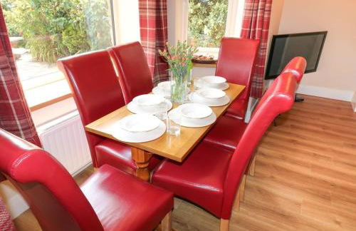 Leigh Holt, with games room nr Shepton Mallet, Somerset - Foto 38