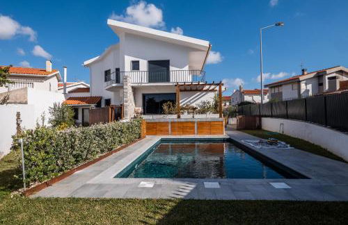 BeGuest Sun & Pool House - Photo 50