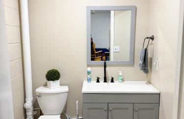 2 Bed, 1 Bath, Lower Level Loft - Foto 24