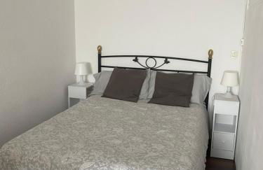 Apto completo cerca de hospital - Foto 8