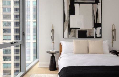 Premier Penthouses and Apartment with Captivating Views of Millennium Park - Photo 10