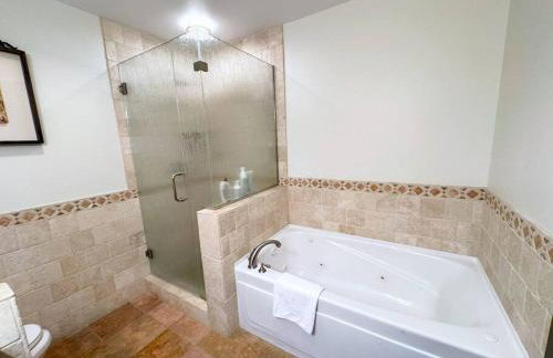 Luxury Townhome w/ Views, Private Jacuzzi & Garage - Foto 15