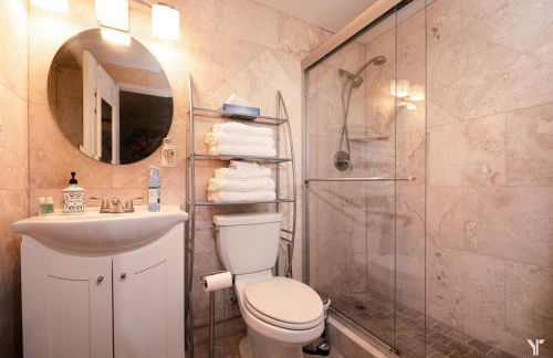 P8G Remodel 2BR/2BA downtown ATL-Parking & Balcony - Photo 13