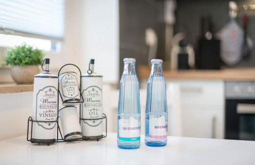 Guermache Apartments- City Design Apartments, Zentrum, Outlet, Balkon, Küche - Foto 51