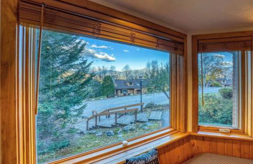 FC43 Renovated cozy spacious cottage with AC, air hockey, wifi close to ski trails! - Foto 7