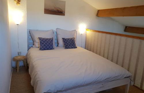 Gruissan Ayguades joli maisonnette 2 personnes, wifi gratuit - Photo 9