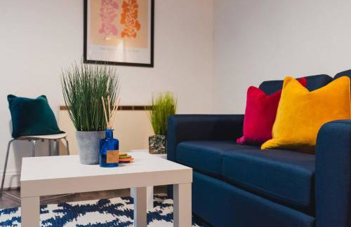 Sleek City Getaway - Walkable Free Parking - Foto 2