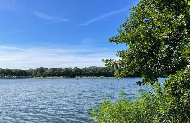 Getaway With Covered Veranda - Photo 33