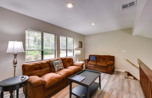 Walk to Lake Keowee Salem Townhome with Deck - Foto 11