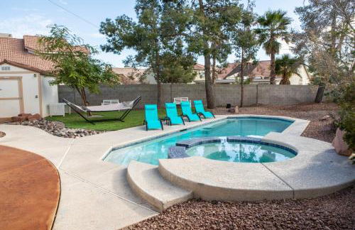 Comfy Expansive Home - Near the Strip - Heated Pool - Foto 4