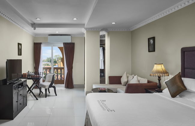 Palace Gate Hotel & Residence by EHM - Photo 16