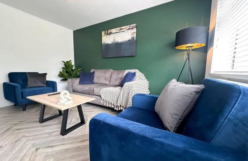 Marham House by Blue Skies Stays - Photo 3