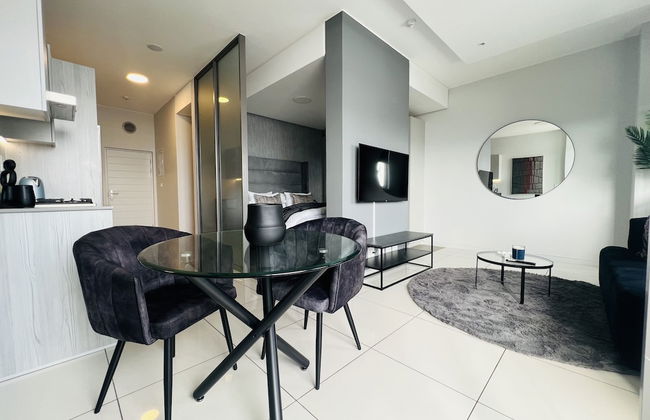 The Median Apartments - Photo 20