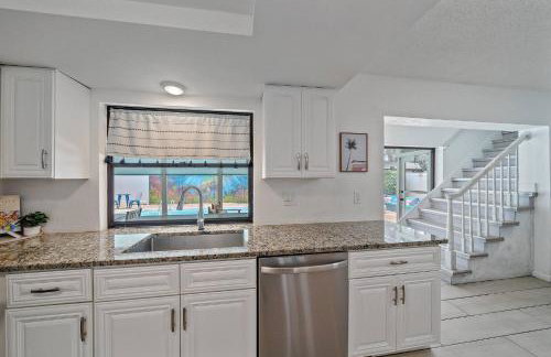 Poolside Paradise: Game room, Pickle ball & Pool - Foto 37