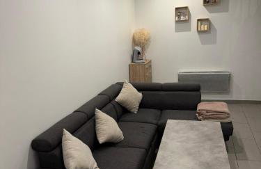 Appartement chaleureux, proche gare et monuments - Photo 1