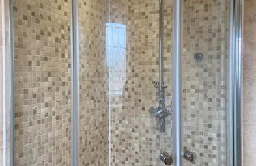 Contemporary 2-Bed House near Basildon Station - Foto 19