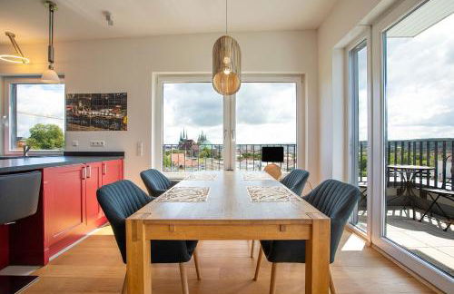 AT THE TOP - Penthouse über den Dächern der Stadt - Photo 14