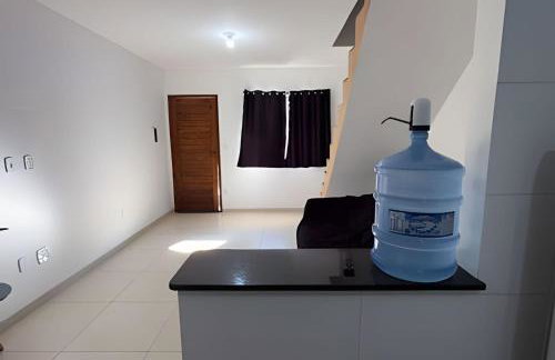 Casa Amarela Itaúna 4min da Praia que ocorre o WSL, 1min da pista de skate do LS, pracinha com parque infantil, quadra de futebol, tudo isso a 1 min da duplex, perto do comércio, wi-fi super rápido, estacionamento gratuito, monitoramento 24hrs - Foto 31