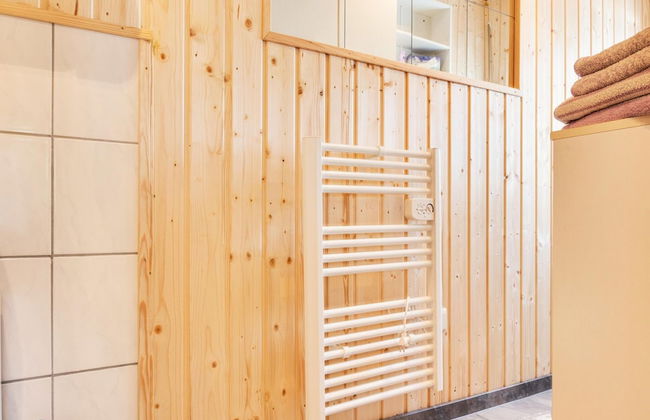 Holiday Home With Large Garden and Terrace - Foto 18