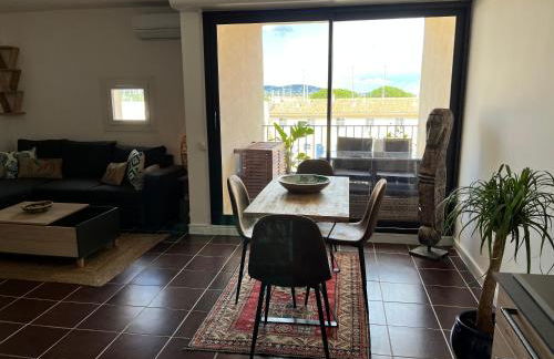 PORT GRIMAUD GOLFE ST TROPEZ BEL APPARTEMENT - Foto 4