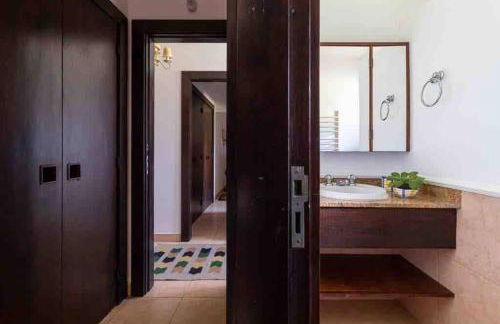 Linda casa Araras 6 suítes/ rio privativo/ Condomínio Denasa - Foto 58