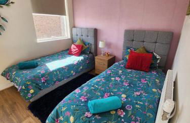 Modern & Exquisite Trumpington Townhouse with Parking & 5 mins to Papworth hospital - Foto 23