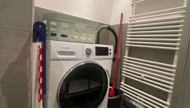 LIGHTPLACE • Größere Gruppen • 4 Einzelzimmer • Boxspring • Smart TV • Biergarten • Restaurant - Foto 2