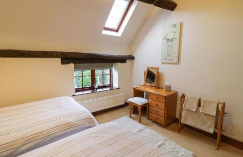 West End Barn - Photo 11