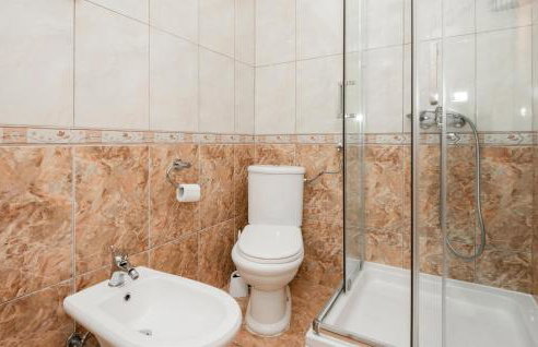 2 Bedroom Stunning Home In Desne - Foto 42