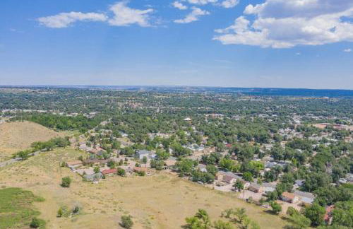 Romantic Getaway Base of Mountains Parks & Trails - Foto 72