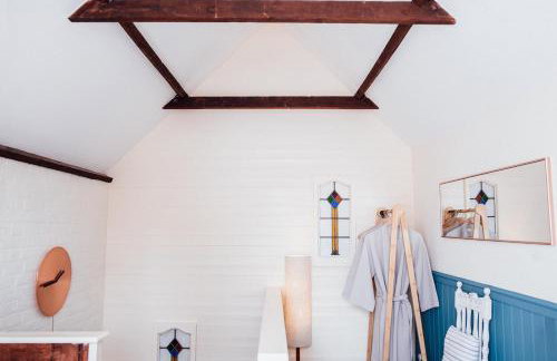 Crown Stables - Foto 6