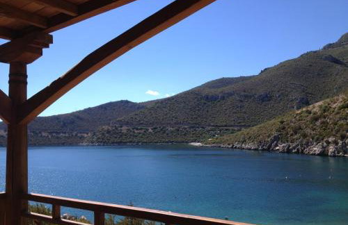 Into The Blue Apartment - Photo 11